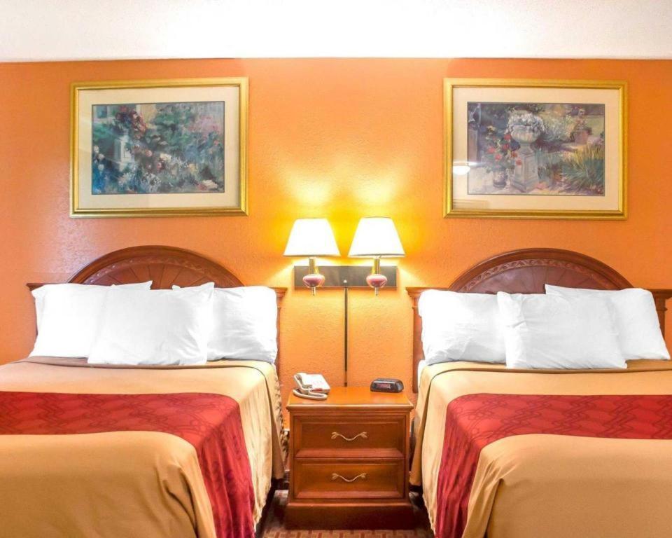 Econo Lodge Cuba I-86 Esterno foto