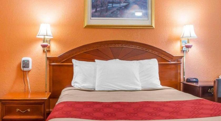 Econo Lodge Cuba I-86 Esterno foto